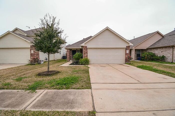 1st image of 5530 Latta Plantation Dr