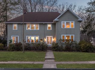137 Maplewood Ave, Maplewood, NJ 07040