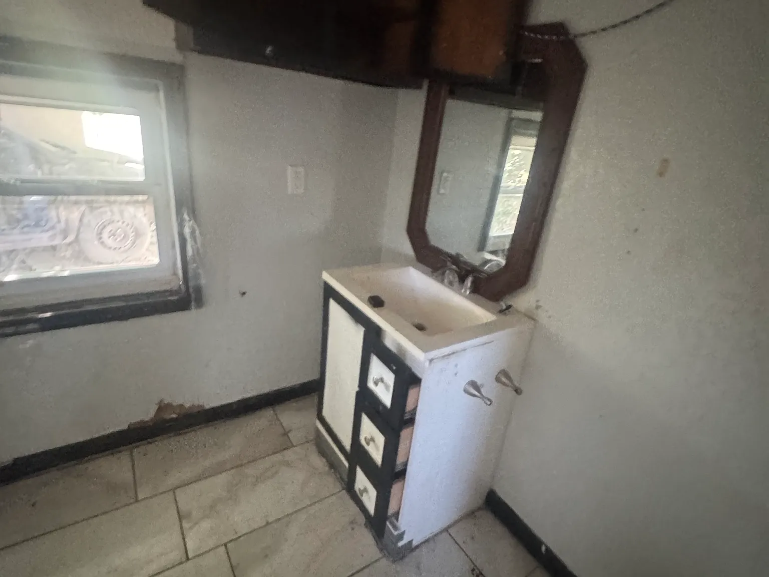 2 bed, 940 sqft, $899 — Photo 4