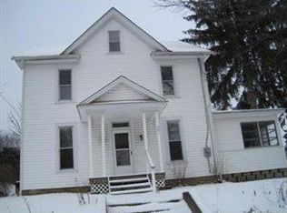 207 B W Church St, West Sunbury, PA 16061