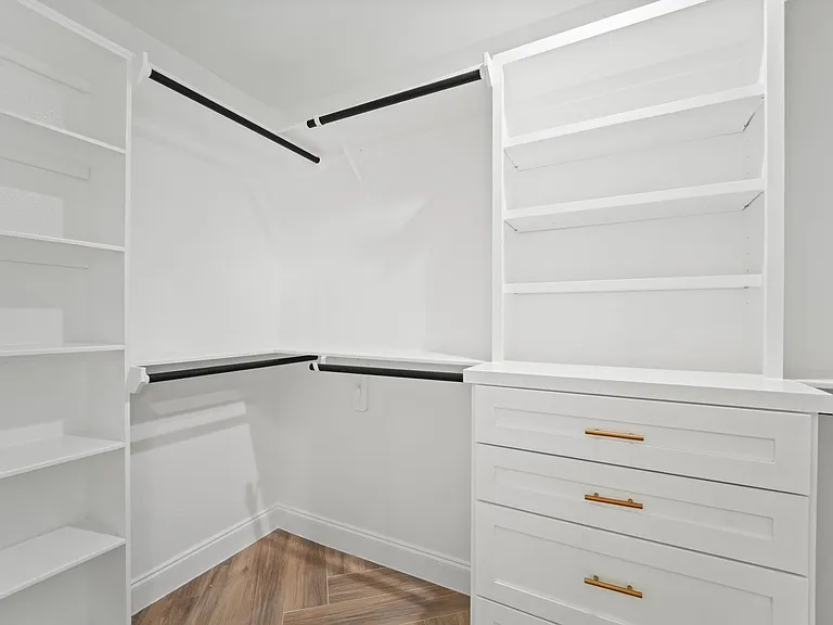 10722 Lynbrook Dr — Photo 27