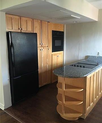 5th image of 6488 Bordeaux Ave #6488