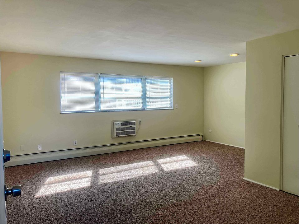 Living room entry from front door