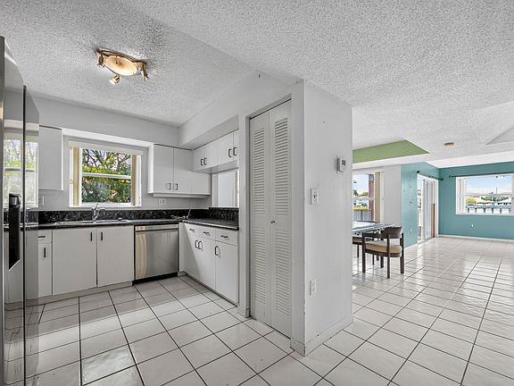 5th image of 3291 NW 44th Street #2