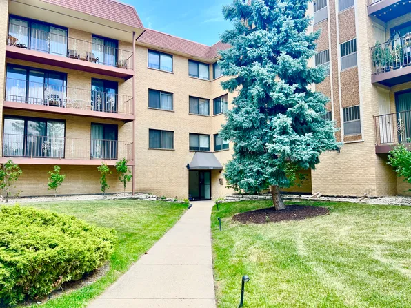 7100 W Cullom Ave Unit 213, Norridge, IL 60706