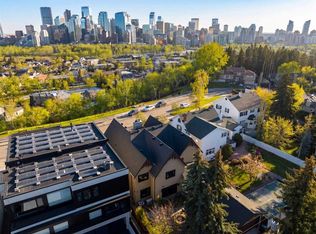 738 SE Crescent Rd NW, Calgary, AB T2M4A7
