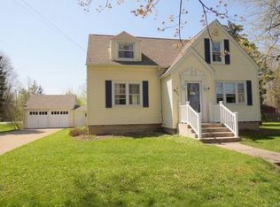 871 Dodge Rd, Getzville, NY 14068