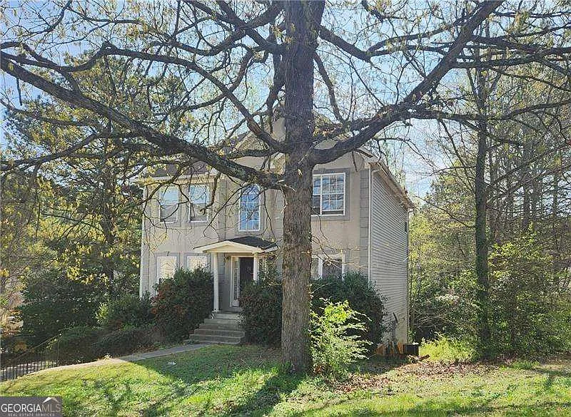 340 Wilma Ct SW photo 1