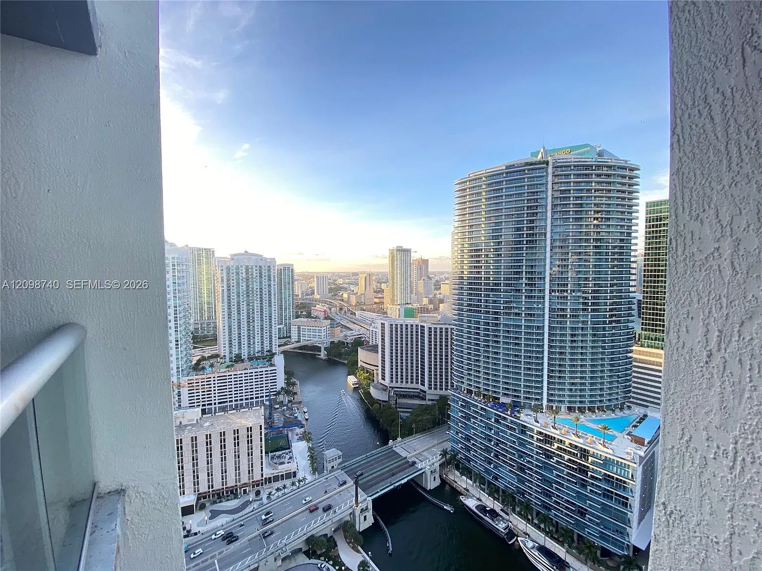 Icon Brickell I — Photo 4