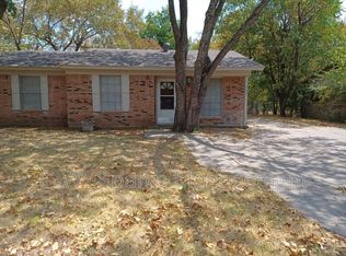 922 Lindo Dr, Mesquite, TX 75149