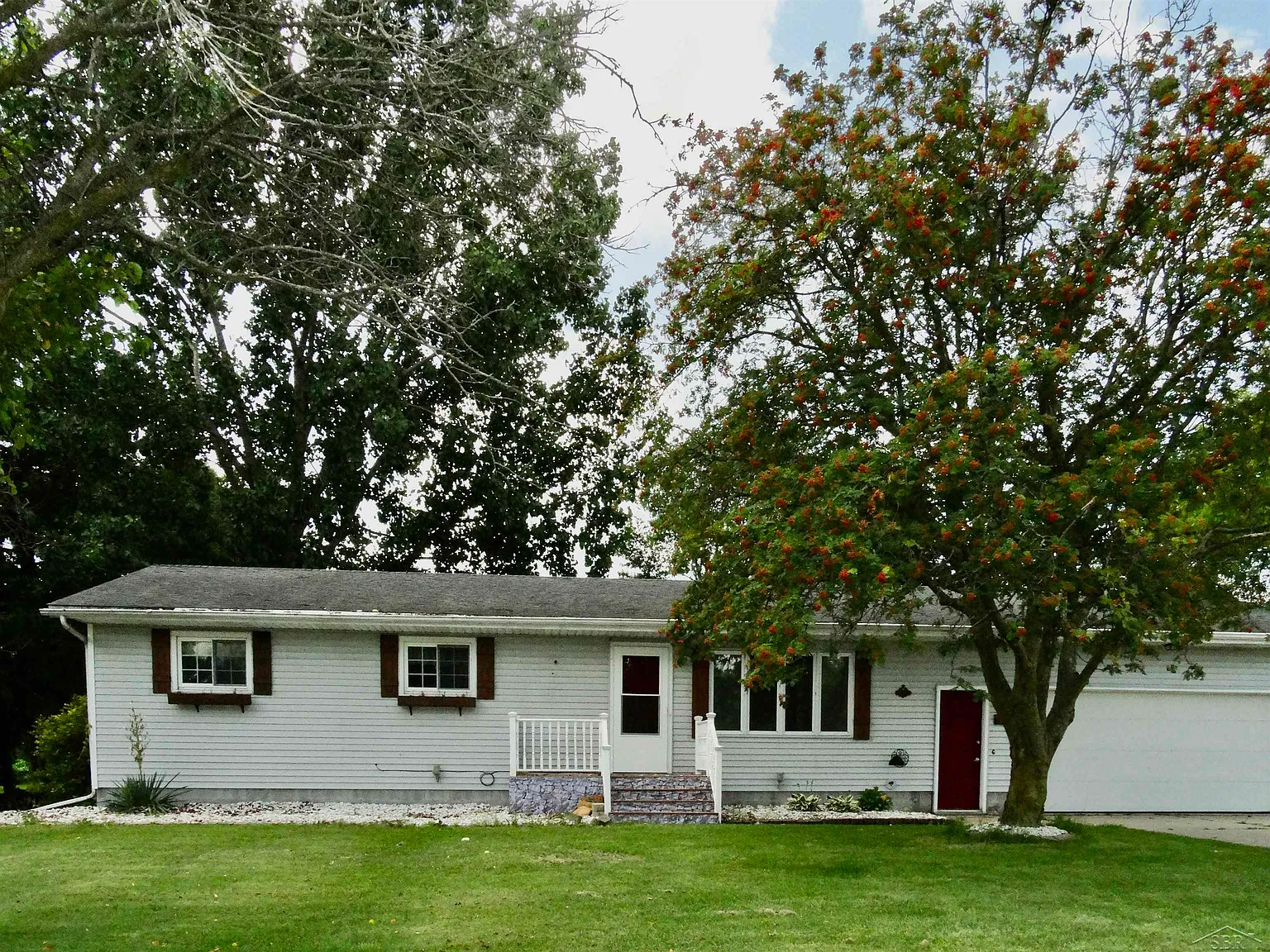 1410 S Knight Rd photo 1