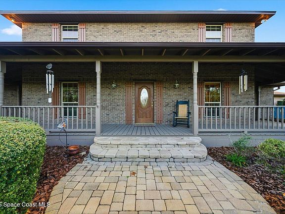 3rd image of 1150 War Eagle Blvd