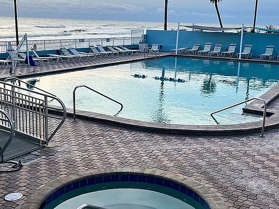 2nd image of 313 S Atlantic Ave #523