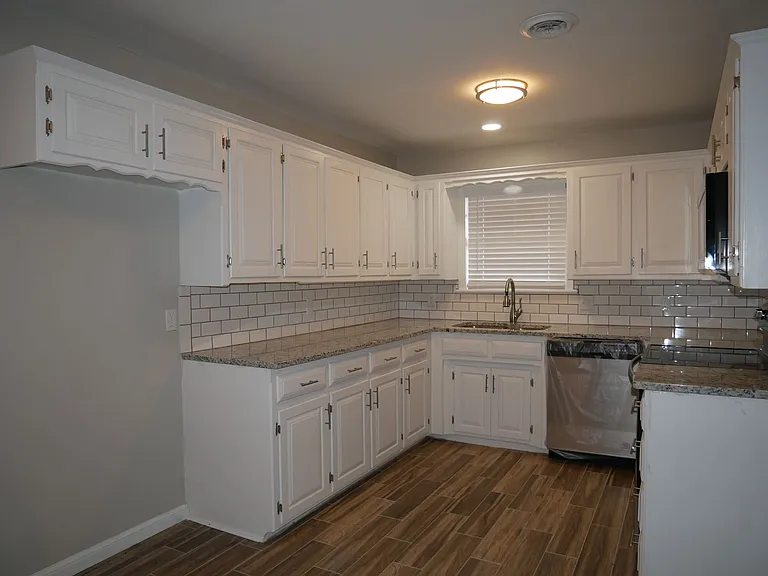 3309 S 53rd St — Photo 5