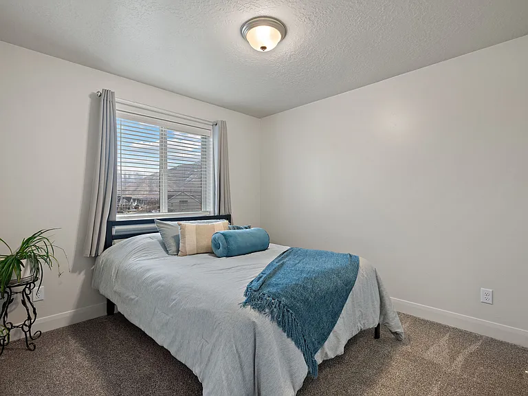 768 N Old Fort Dr — Photo 13