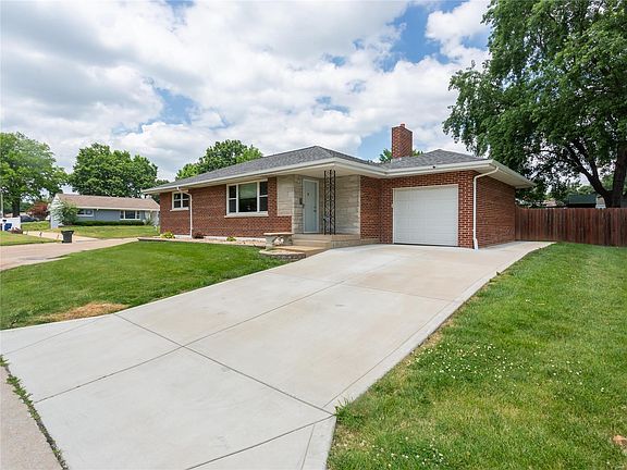 3rd image of 4353 Al Clare Dr
