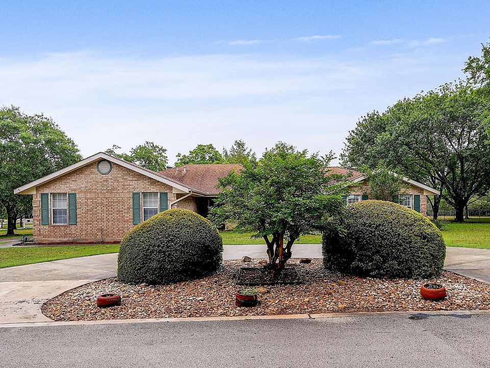 1st image of 259 Twin Oak Rd