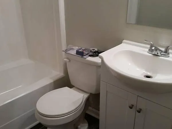 2 bed, 1.5 bath, 900 sqft, $995 — Photo 4