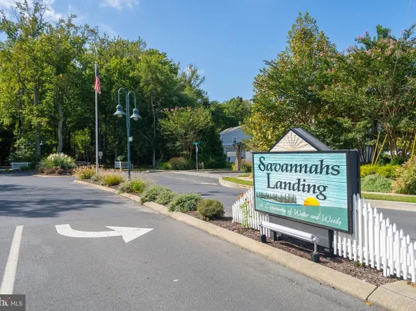 5 Mary Joe Ct, Ocean View, DE 19970