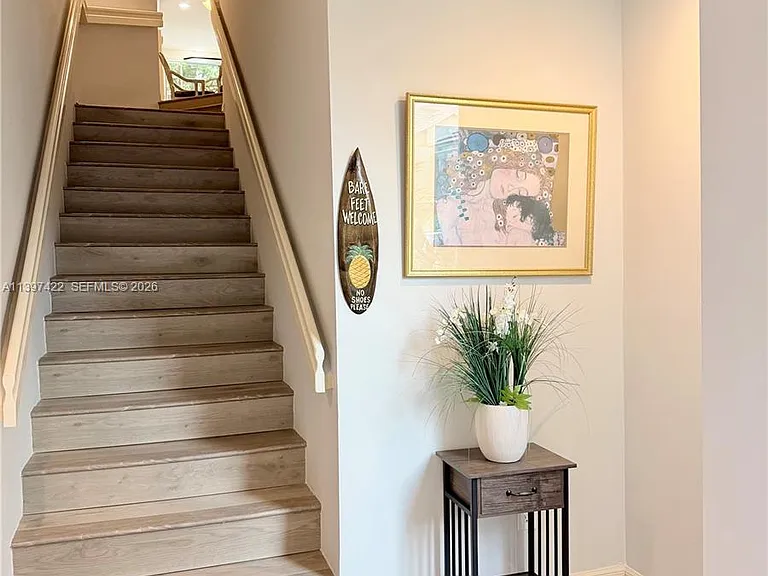905 Mainsail Cir #905 — Photo 3