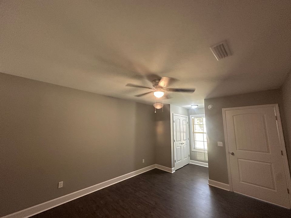 2nd image of 1753 Jordan Ave #3