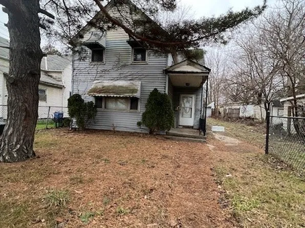 4245 E 71st St, Cleveland, OH 44105