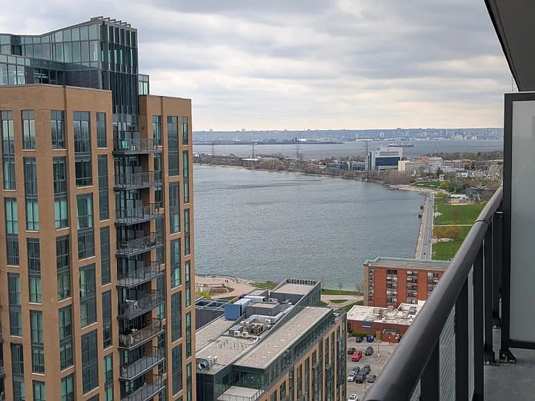 2075 Lakeshore Rd #2106 — Photo 14