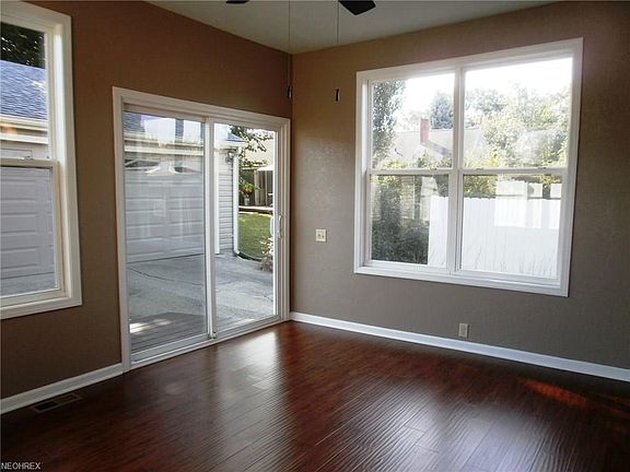 5th image of 817 Lincoln Ave
