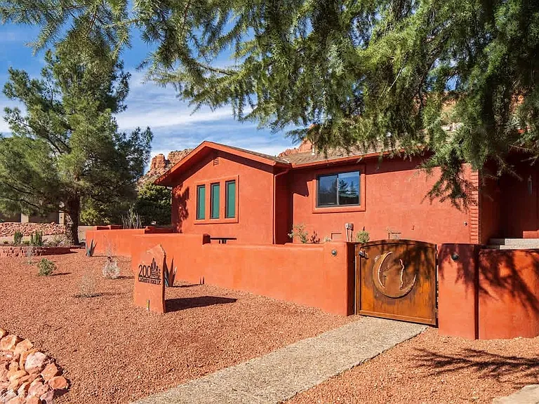 200 Cathedral Rock Dr — Photo 37