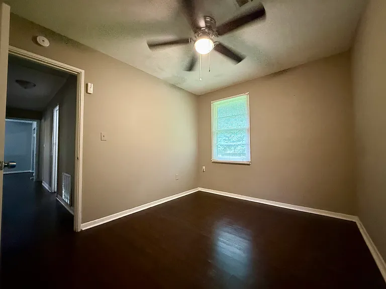 3630 Dundale Rd — Photo 9