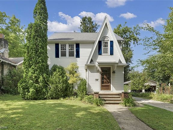 2nd image of 108 Morgan St