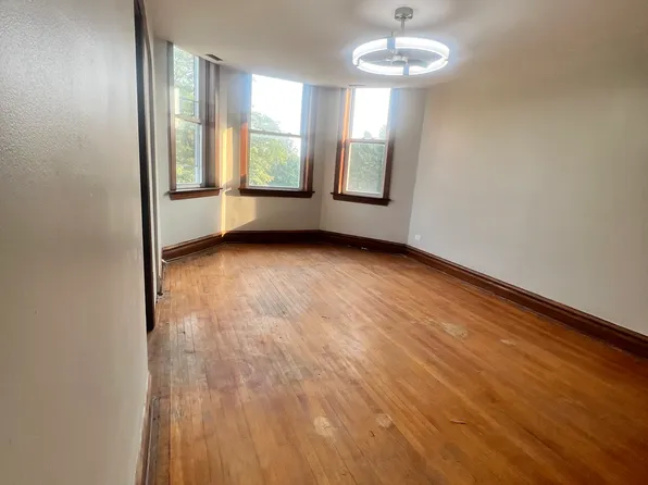 2436 W 54th St #3, Chicago, IL 60632