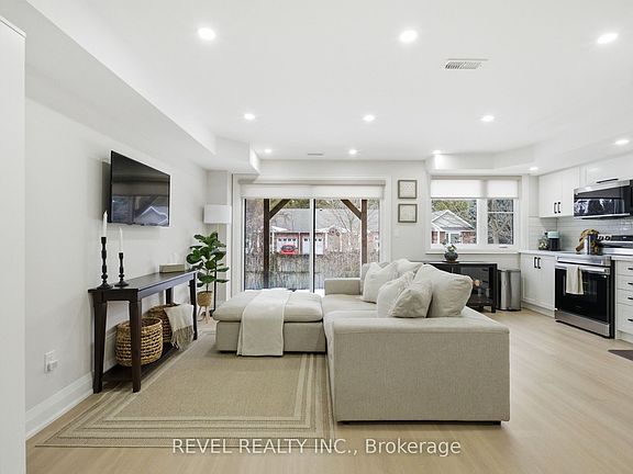 4th image of 69 Pine Gate Pl