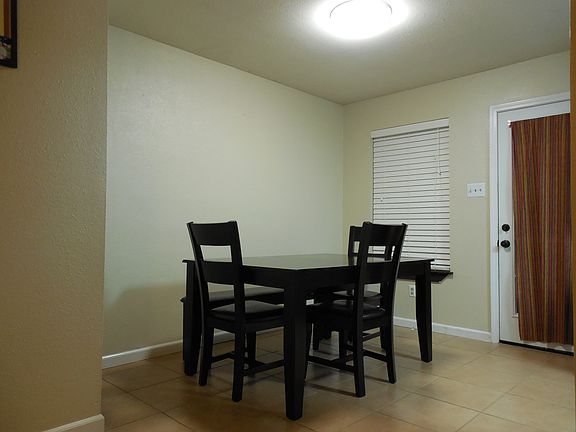 4th image of 10907 E County Road 104