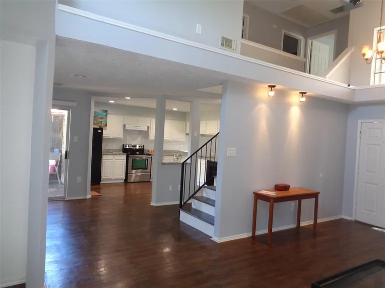 9414 Westacre Pl — Photo 6