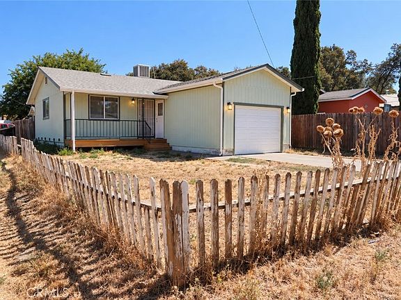 2nd image of 3910 Vista Robles Way