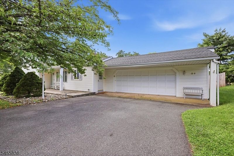 1st image of 21 Cedar Grove Rd