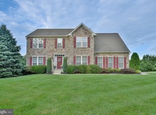 1018 Baldwin Dr, Garnet Valley, PA 19060