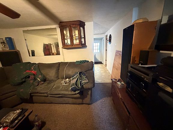 3rd image of 1115 Matson Dr