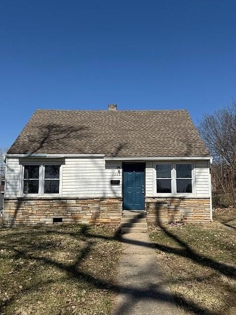 1st image of 1202 E 81st St