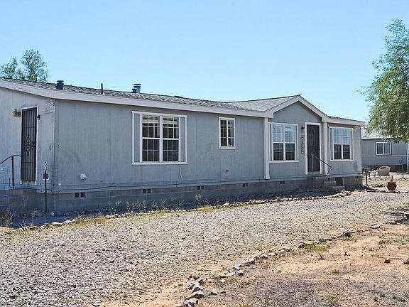4th image of 16941 W Whitewing Way