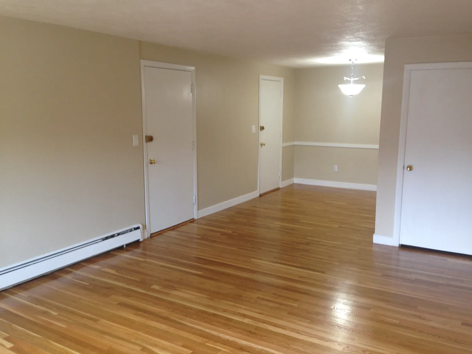 1 bed, 715 sqft, $2,400 — Photo 3