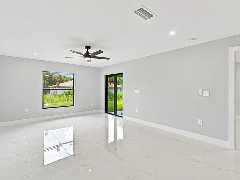 4778 Nelson Dr — Photo 4