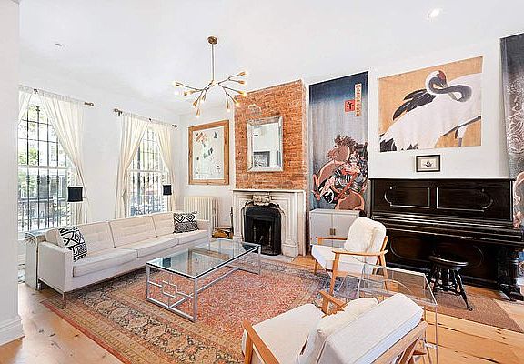 5th image of 176 Monroe St Floor 2