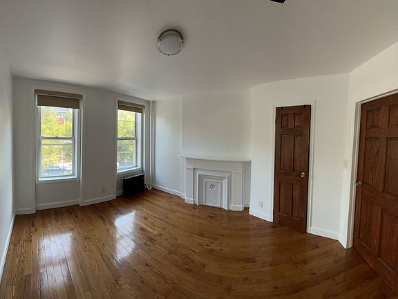 5th image of 392 12th St #1F