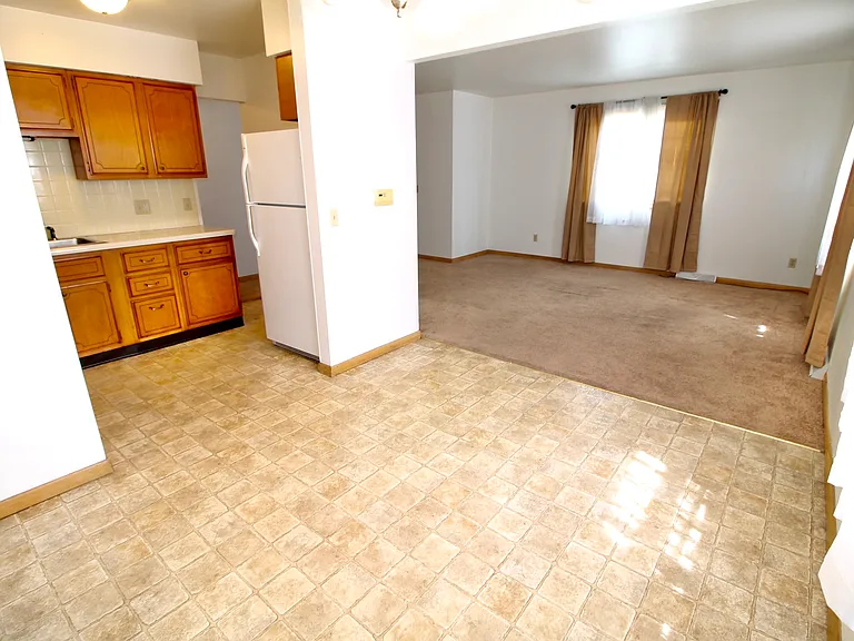4527 12th Ave #1 — Photo 7