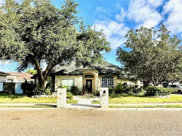 704 W Goldfinch Dr, Pharr, TX 78577