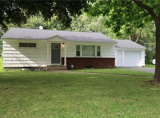 162 W Cheltenham Rd, Syracuse, NY 13205