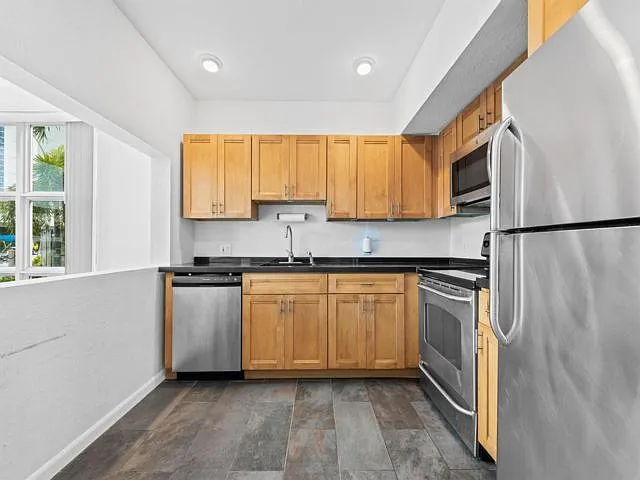 1490 SE 15th St #104 — Photo 3