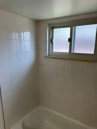 Bathroom_2